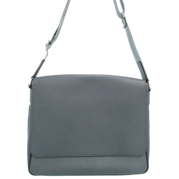 Louis Vuitton MM Taiga Roman Bag Shoulder - Picture 1 of 8